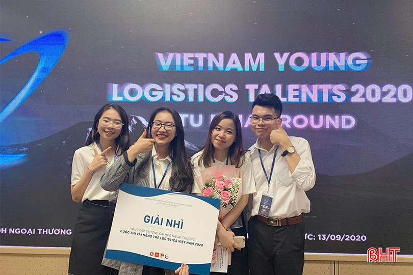 Không chỉ có thành tích học tập tốt, Hà Phương còn là cô nữ sinh có năng lực lãnh đạo, truyền cảm hứng đến mọi người. bqbht_br_66.jpg