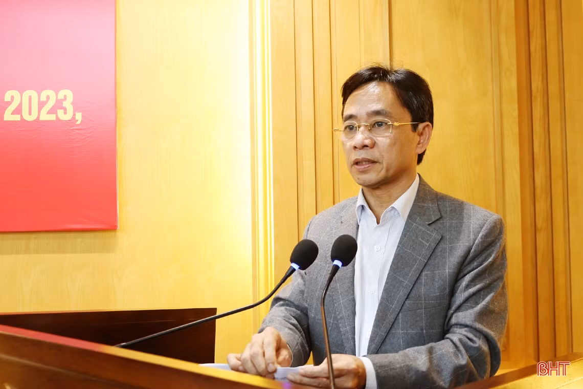 Ngành tổ chức xây dựng Đảng đóng góp lớn trong việc thực hiện thắng lợi các nhiệm vụ chính trị 