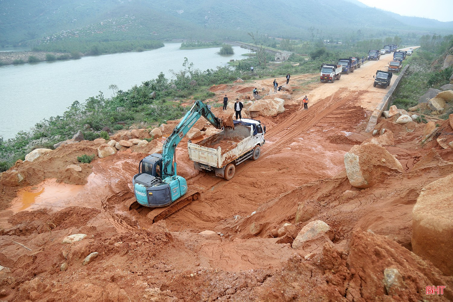 bqbht_br_sat-lo-duong-ven-bien-6a.jpg