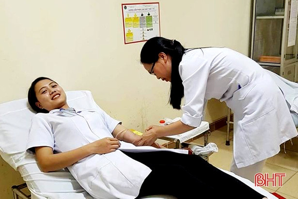 Cán bộ CDC Hà Tĩnh đoạt giải ba cuộc thi viết “Sự hy sinh thầm lặng” lần thứ 5