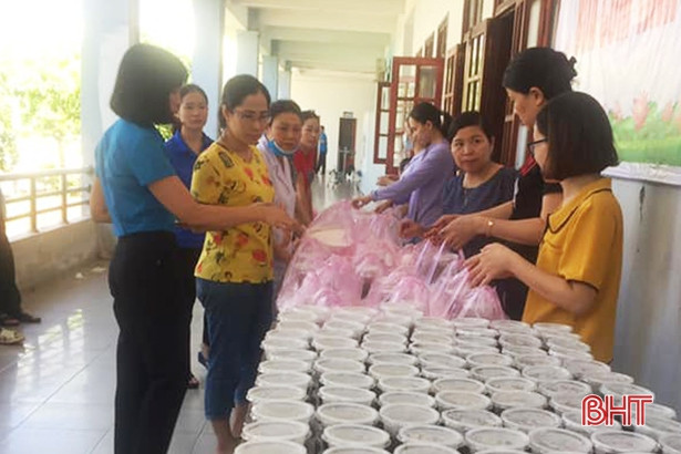 Nhiều hoạt động hướng về ngày thành lập Công đoàn Việt Nam