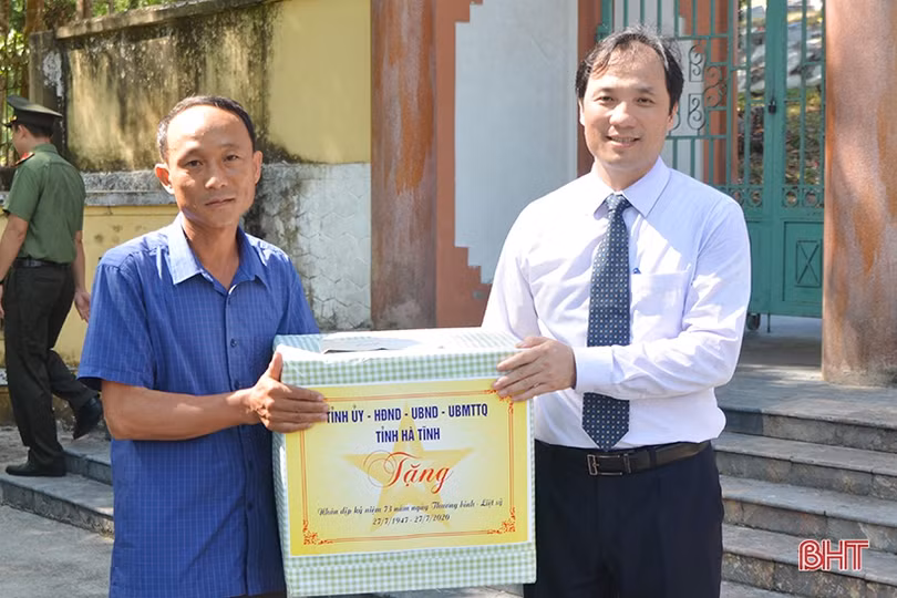 Hà Tĩnh tổ chức nhiều hoạt động tri ân các anh hùng, liệt sỹ