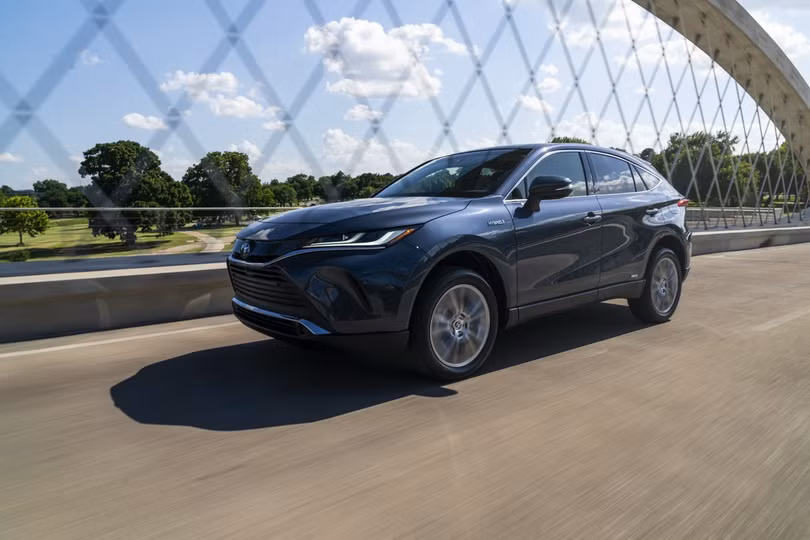 Toyota Venza 2021 giá hơn 33.000 USD tại Mỹ