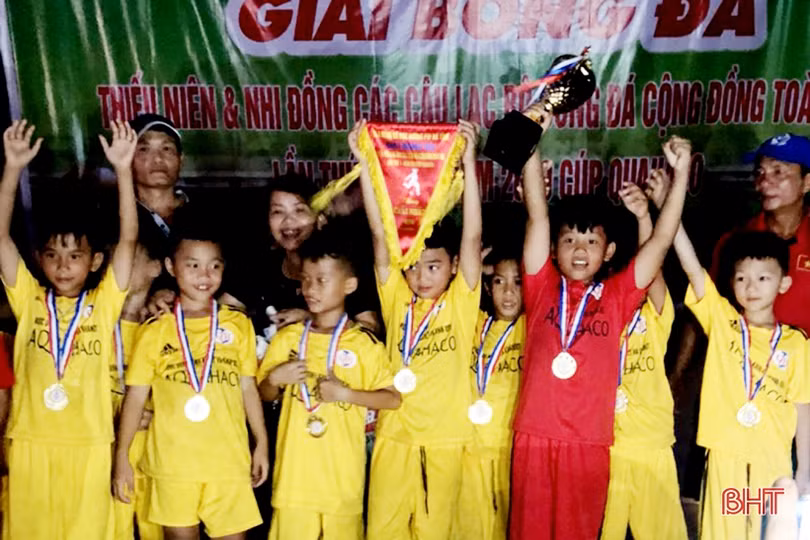 25 đội bóng đá nhí Hà Tĩnh tranh tài Cúp Quahaco mở rộng