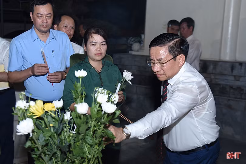 Lãnh đạo Đảng, Nhà nước dâng hương tại Khu di tích Ngã ba Đồng Lộc