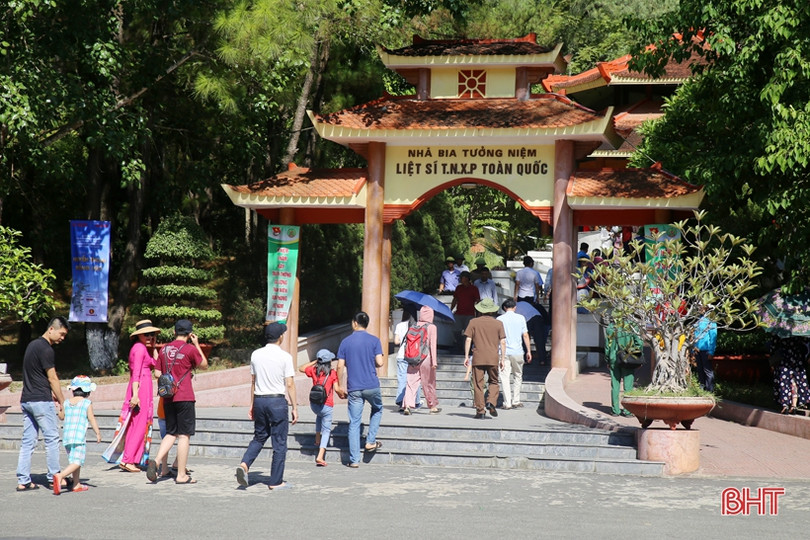 Về ngã ba huyền thoại, mừng 52 năm Chiến thắng Đồng Lộc