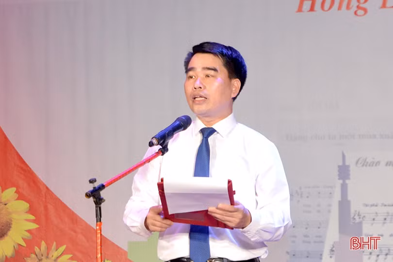 Đặc sắc Hội diễn Nghệ thuật quần chúng chào mừng Đại hội Đảng bộ TX Hồng Lĩnh