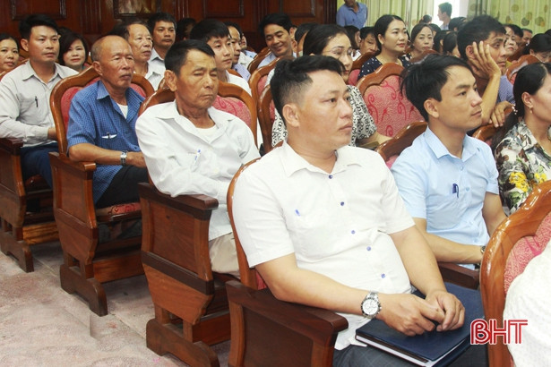 Trang bị nghiệp vụ công tác Đảng cho hơn 350 bí thư chi bộ ở Thạch Hà