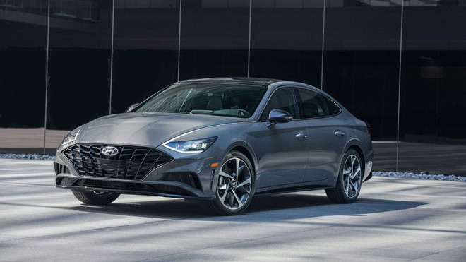 Hyundai Sonata 2021 thêm nhiều trang bị, giá không đổi