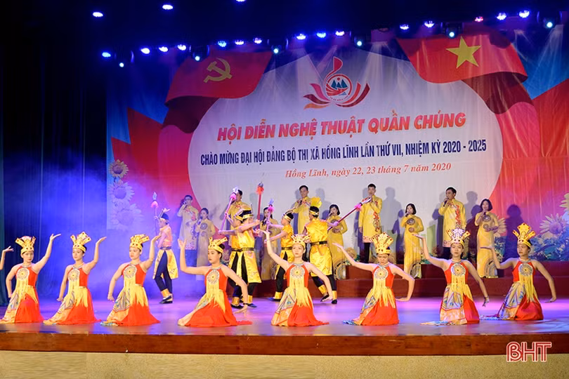 Đặc sắc Hội diễn Nghệ thuật quần chúng chào mừng Đại hội Đảng bộ TX Hồng Lĩnh