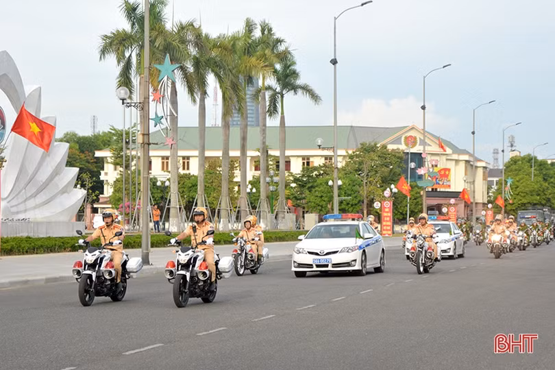 Chủ tịch UBND tỉnh Hà Tĩnh: Không để xảy ra đột xuất, bất ngờ, phức tạp về an ninh trật tự