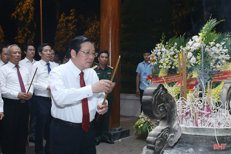 Lãnh đạo Đảng, Nhà nước dâng hương tại Khu di tích Ngã ba Đồng Lộc