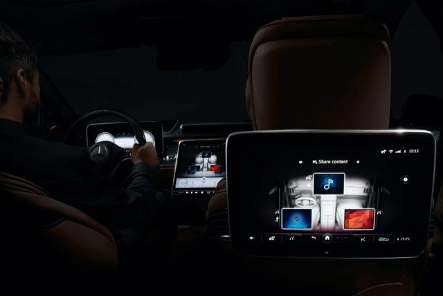 Chuẩn bị ra mắt mẫu xe đầu tiên trên thế giới có túi khí ghế sau