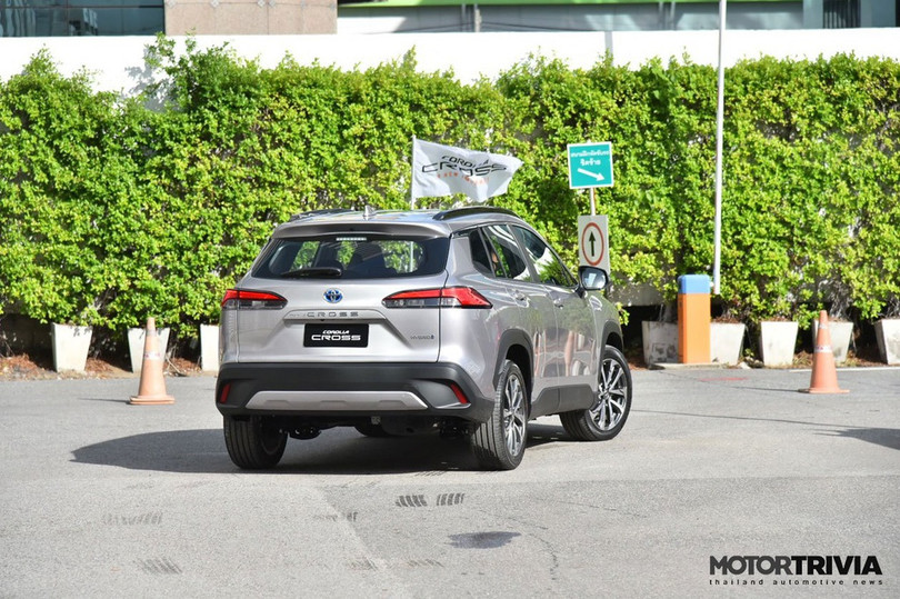 Ảnh thực tế Toyota Corolla Cross vừa ra mắt tại Thái Lan ảnh 5 Ảnh thực tế Toyota Corolla Cross vừa ra mắt tại Thái Lan