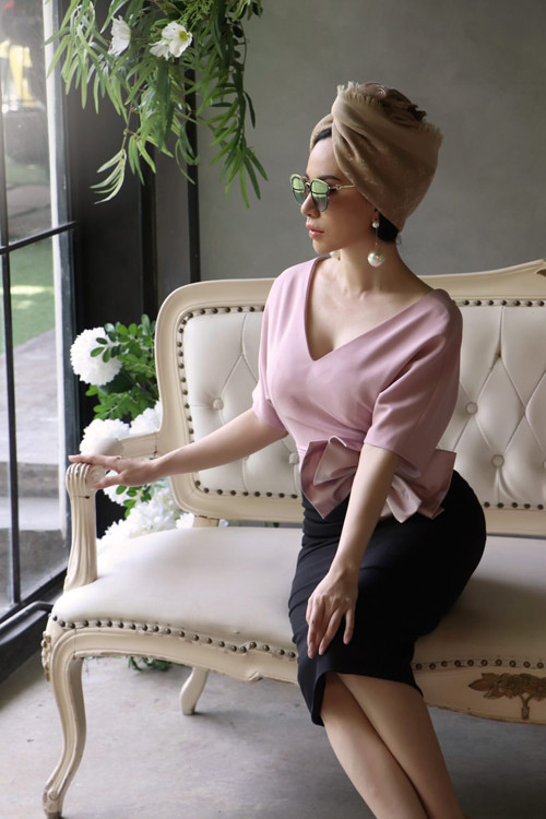 Váy đi tiệc đơn sắc