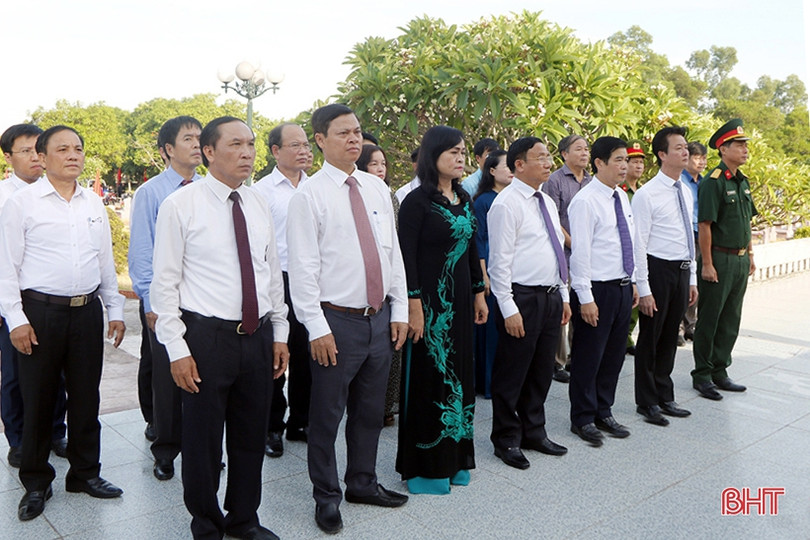Lãnh đạo Hà Tĩnh dâng hương tại các địa chỉ đỏ nhân kỷ niệm 73 năm ngày Thương binh - Liệt sỹ