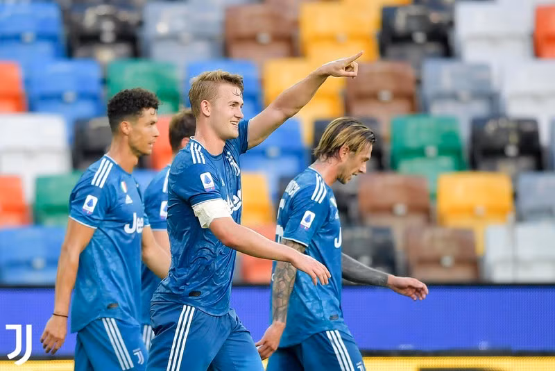 Juventus lỡ cơ hội vô địch sớm Serie A trong ngày Ronaldo mờ nhạt