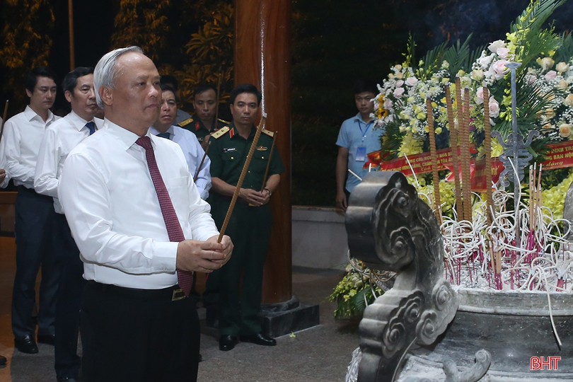 Lãnh đạo Đảng, Nhà nước dâng hương tại Khu di tích Ngã ba Đồng Lộc