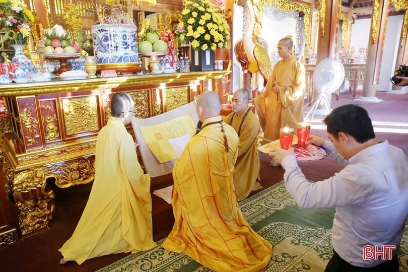 Trang trọng lễ giỗ 10 nữ liệt sỹ thanh niên xung phong Ngã ba Đồng Lộc