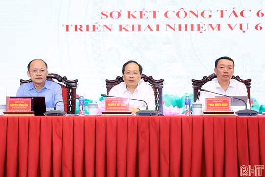 Ban Chấp hành Đảng bộ tỉnh Hà Tĩnh sơ kết nhiệm vụ 6 tháng đầu năm 2026