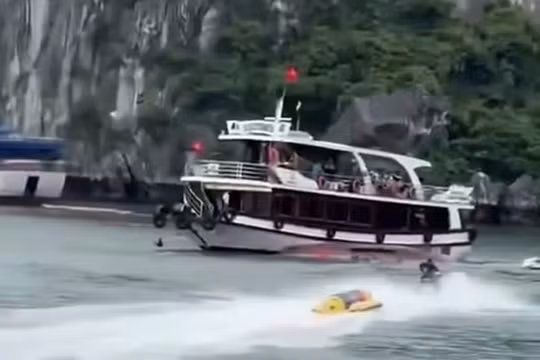 Hai tàu va chạm ở vịnh Lan Hạ, một du khách tử vong