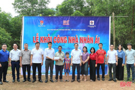 Chương trình Vòng tay nhân ái - BHT: Mỗi tác phẩm thay đổi một cuộc đời
