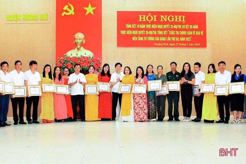 Nhiều cách làm sáng tạo hưởng ứng Cuộc thi viết về bảo vệ nền tảng tư tưởng của Đảng