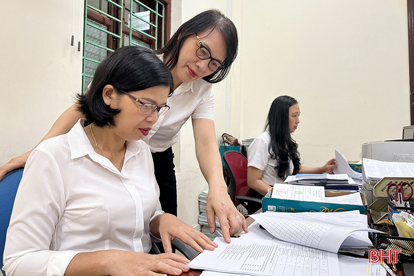 Sáng 14/8, BHXH Hà Tĩnh chi trả lương hưu theo mức hưởng mới