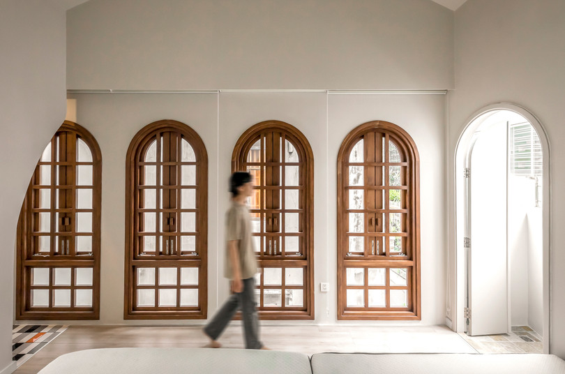 Nhà ống 28 mét vuông có hệ cửa như tà áo dài