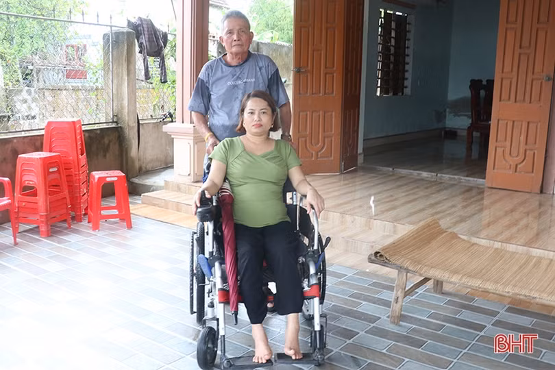 MS2315: Cha con cùng mắc bệnh ung thư, gia đình rơi vào cảnh khốn cùng