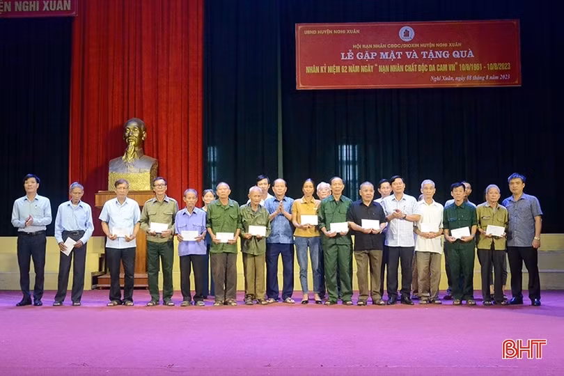 Hà Tĩnh chung tay hỗ trợ nạn nhân chất độc da cam