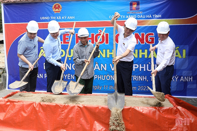 Công ty Xăng dầu Hà Tĩnh hỗ trợ 5 nhà ở cho hộ nghèo TX Kỳ Anh