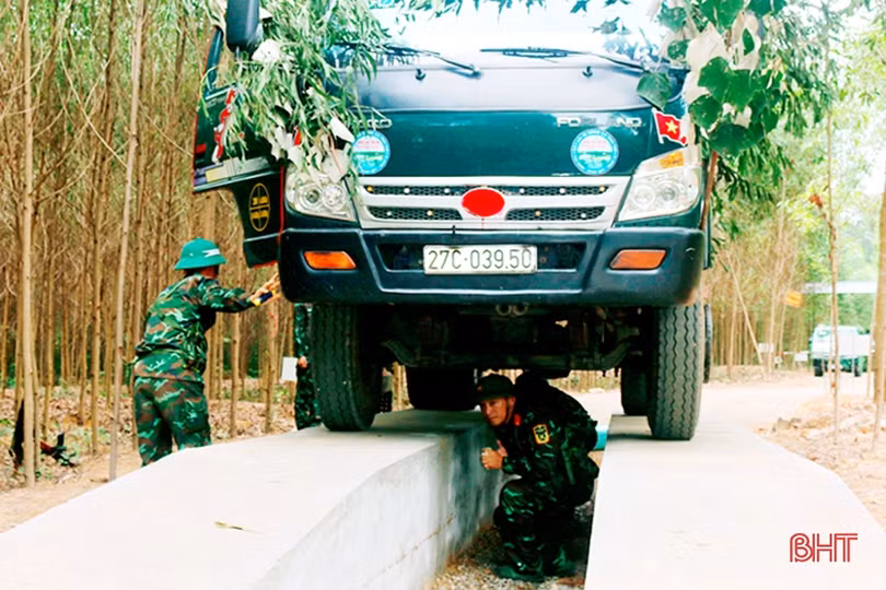 Xây dựng đơn vị vận tải chính quy, an toàn, huấn luyện giỏi