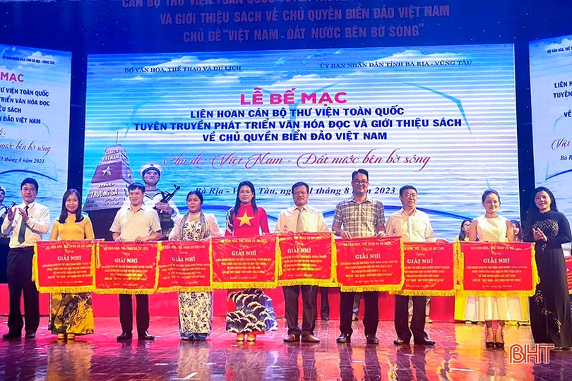 Hà Tĩnh đạt giải nhì liên hoan cán bộ thư viện toàn quốc 