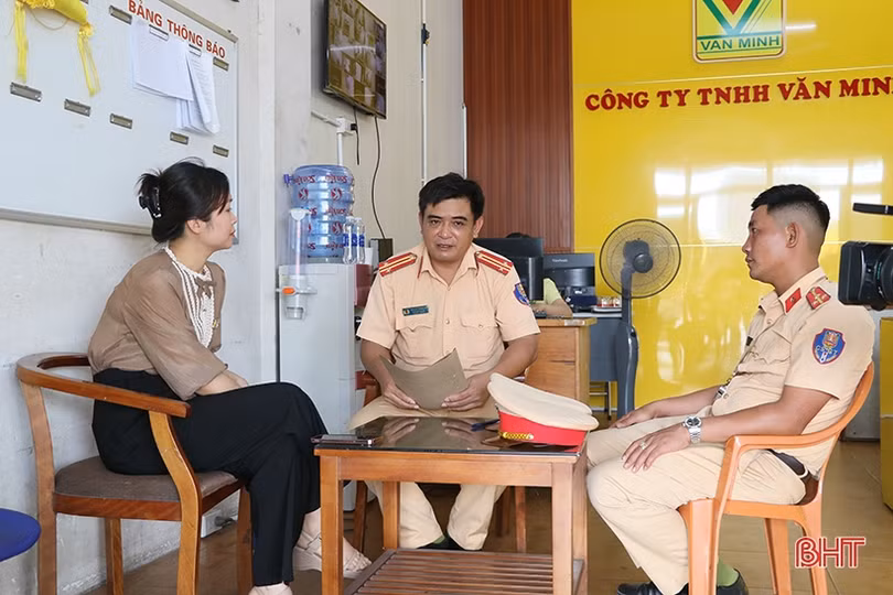 Tuần đầu ra quân, 400 chủ xe, doanh nghiệp và tài xế cam kết không vi phạm giao thông