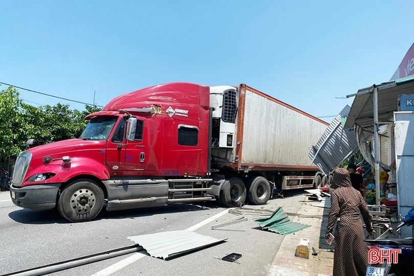 Tuần đầu ra quân, 400 chủ xe, doanh nghiệp và tài xế cam kết không vi phạm giao thông