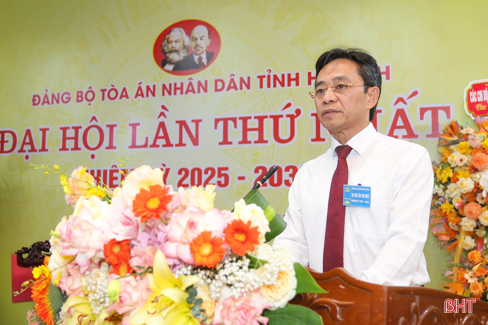 Phó Bí thư Thường trực Tỉnh ủy Trần Thế Dũng phát biểu chỉ đạo đại hội. bqbht_br_aimg-0751.jpg