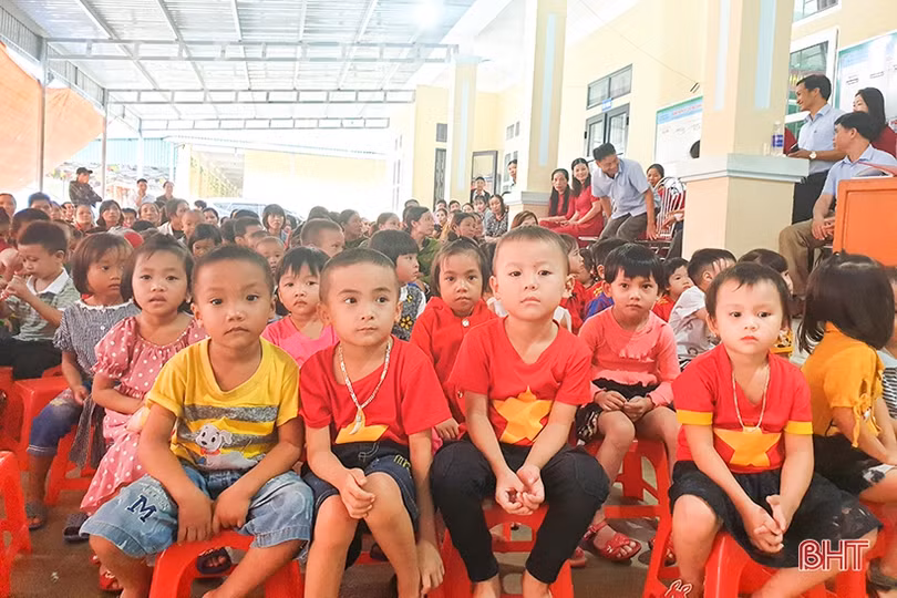 Các trường học ở Hà Tĩnh khai giảng năm học mới 2019 - 2020