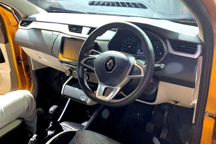 Renault Triber mới rẻ giật mình, chỉ 160 triệu tại Ấn Độ