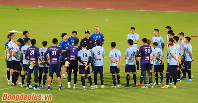 Thái Lan làm điều bất thường trước đại chiến với Việt Nam