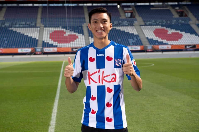 Văn Hậu nhận lương 450.000 euro ở Heerenveen