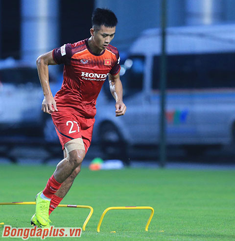 Thầy Park giữ Văn Hậu, gạch tên Hà Minh Tuấn trước trận gặp Thái Lan