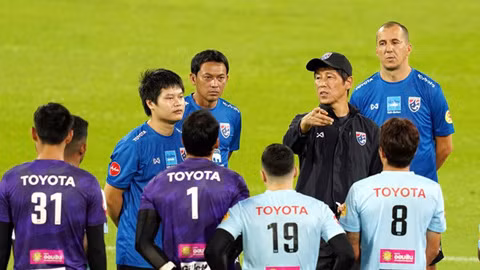 Thái Lan vs Việt Nam, 19h tối nay: Khiêu vũ giữa “bầy voi”