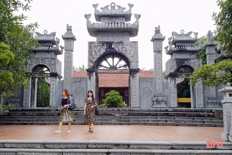 Âm vang tiếng sóng Bạch Đằng