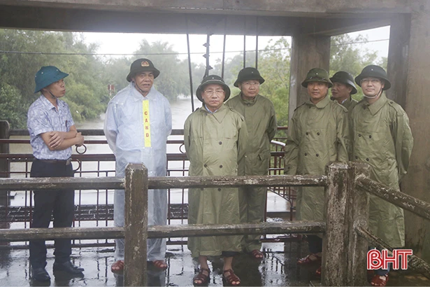 Bí thư Tỉnh ủy: Nắm chắc diễn biến thời tiết, điều tiết tiêu thoát nước hợp lý