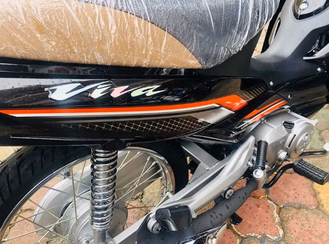 Suzuki Viva 125 - đối thủ đáng gờm của Honda Wave RSX