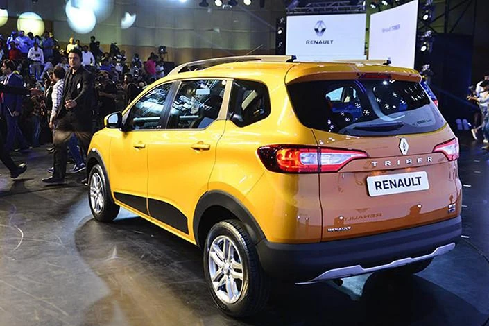 Renault Triber mới rẻ giật mình, chỉ 160 triệu tại Ấn Độ