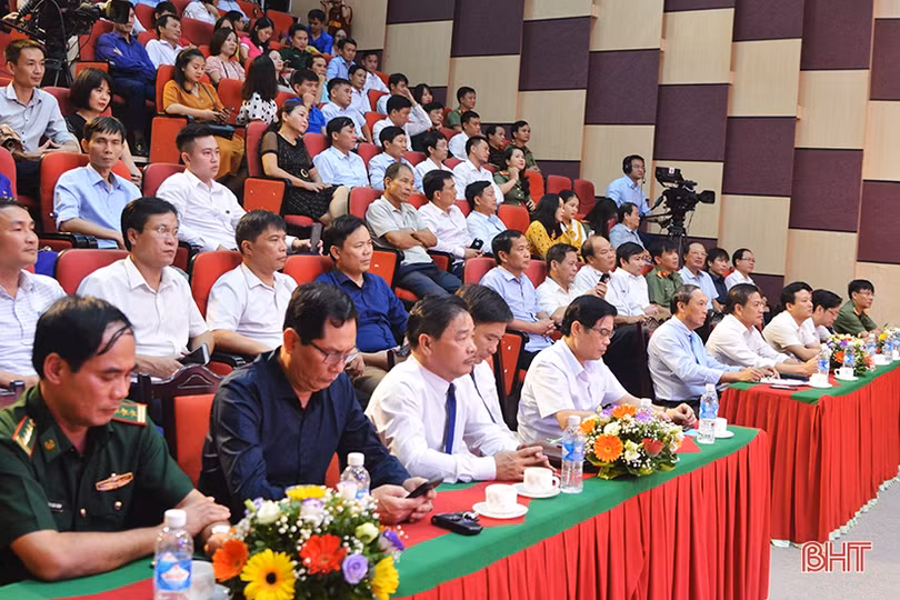 35 tác phẩm được trao giải tại Liên hoan Phát thanh - Truyền hình Hà Tĩnh lần thứ 23