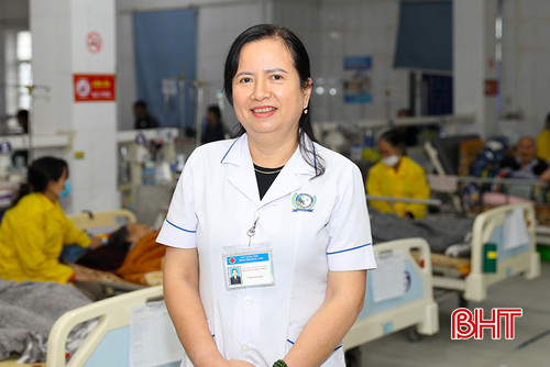 Điều dưỡng trưởng Khoa Phụ sản BVĐK TX Kỳ Anh Nguyễn Thị Nguyệt Anh. CLB3.jpg