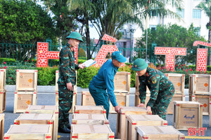 Trận địa pháo hoa trước giờ "khai hoả" 